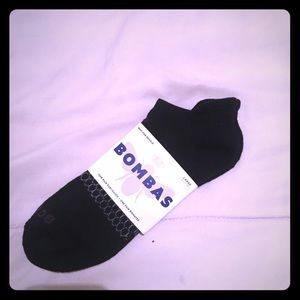 BRAND NEW - Bombas Ankle Socks